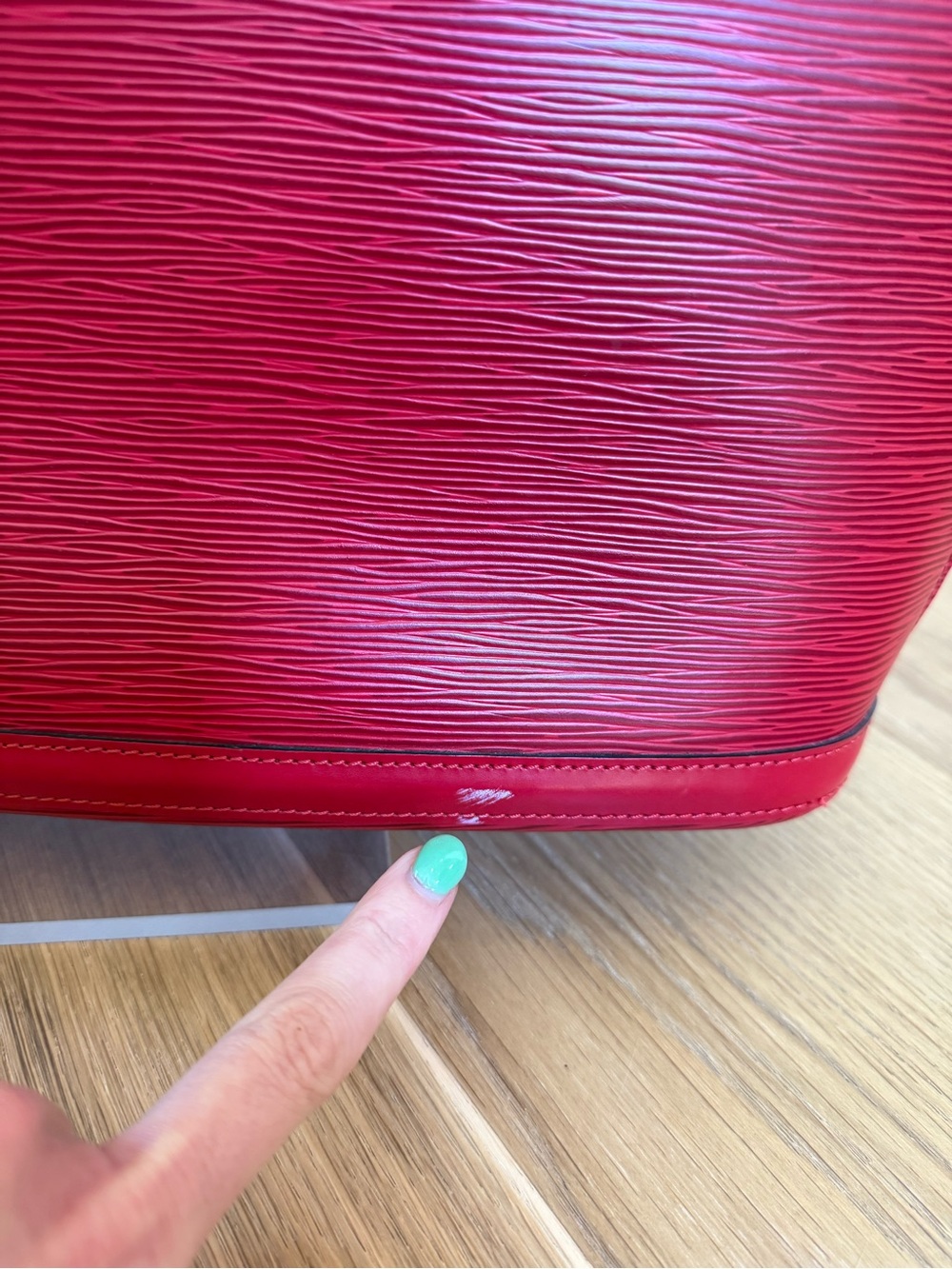 Louis Vuitton Epi Red Leather Lussac Tote Handbag - Picture 5 of 16
